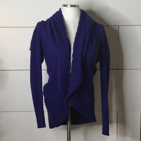 Jacket - Picture 1 of 2